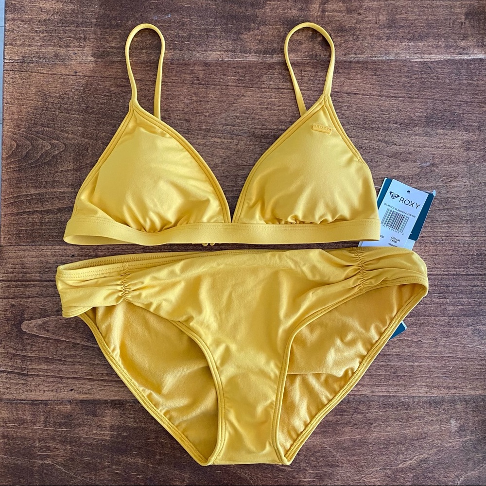 Roxy bikini set